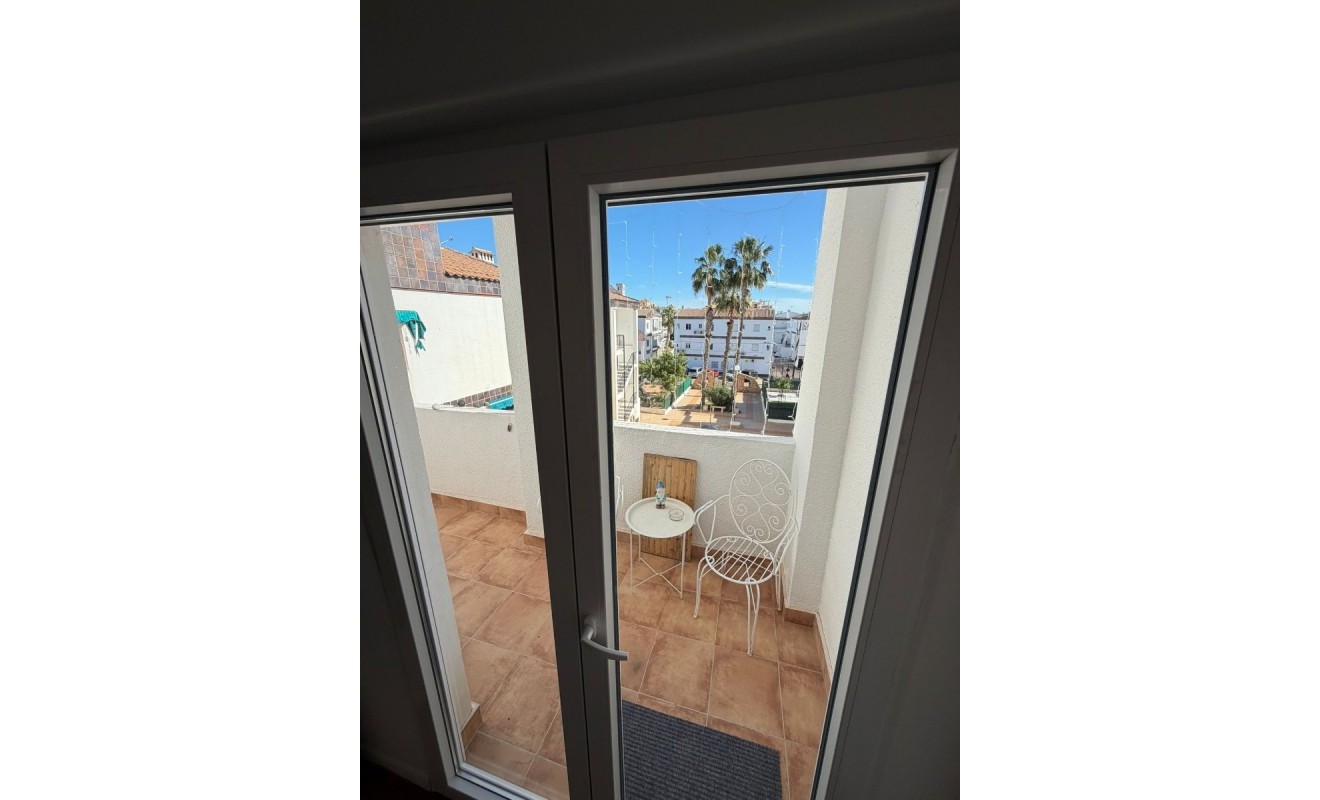 Sale - Apartment - Orihuela Costa - Punta Prima