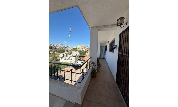 Sale - Apartment - Orihuela Costa - Punta Prima