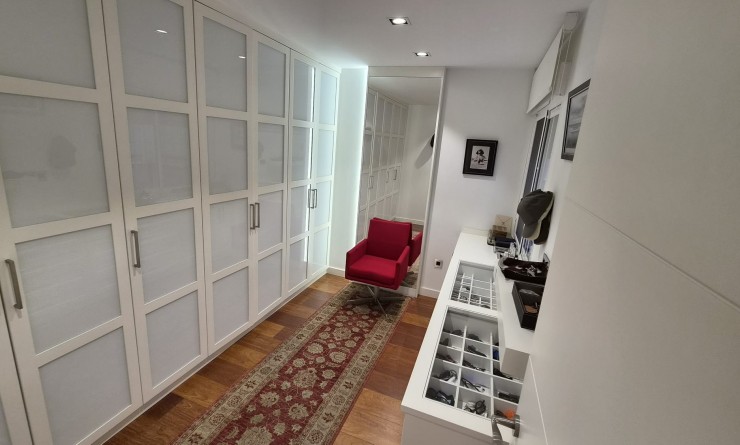 Wederverkoop - Apartment / flat - Torrevieja - Centro