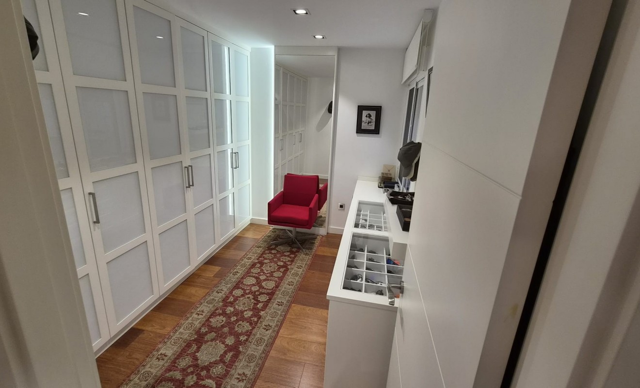 Wederverkoop - Apartment / flat - Torrevieja - Centro