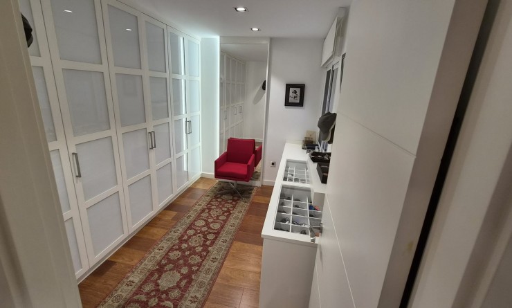 Wederverkoop - Apartment / flat - Torrevieja - Centro