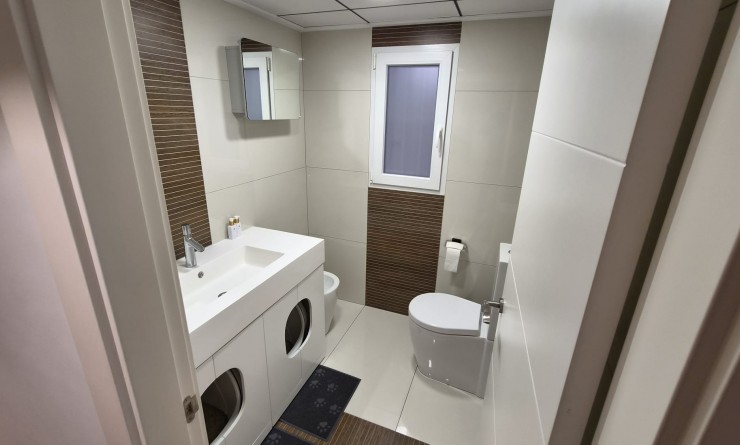 Wederverkoop - Apartment / flat - Torrevieja - Centro