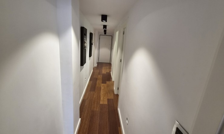Wederverkoop - Apartment / flat - Torrevieja - Centro