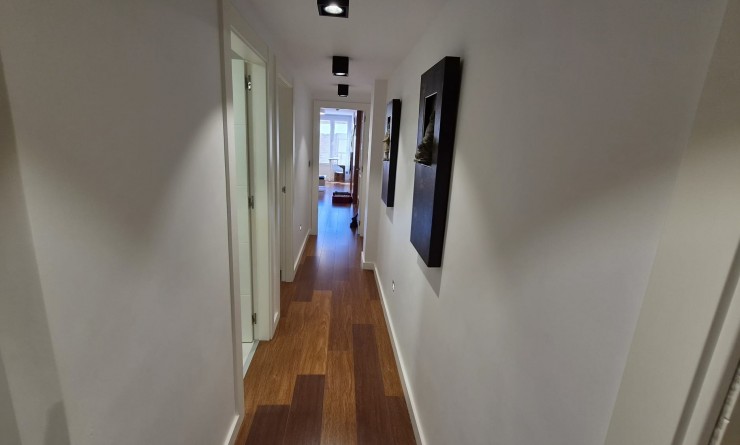 Wederverkoop - Apartment / flat - Torrevieja - Centro