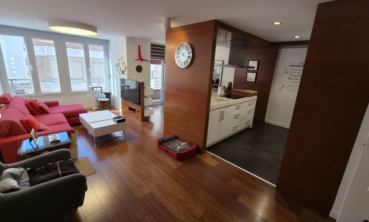 Wederverkoop - Apartment / flat - Torrevieja - Centro