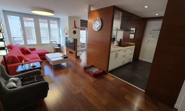 Wederverkoop - Apartment / flat - Torrevieja - Centro