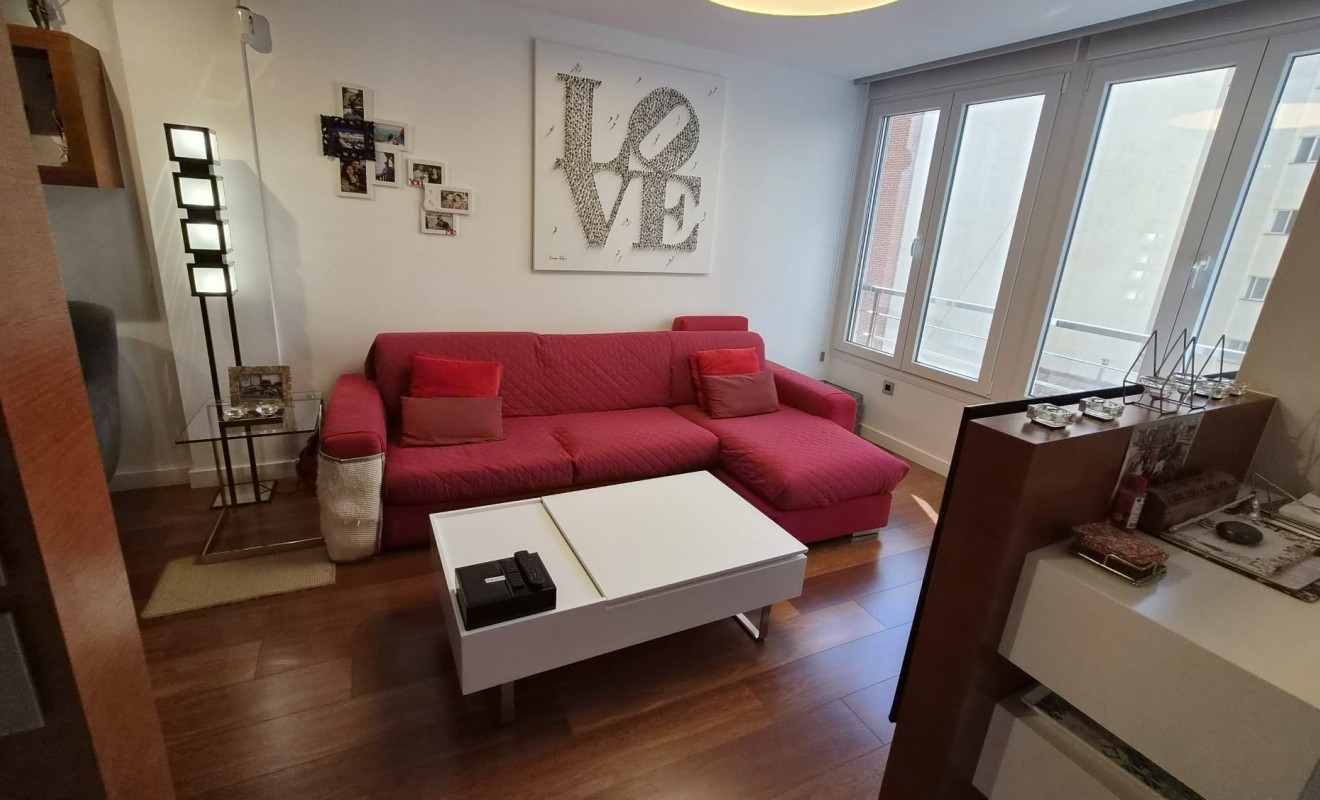 Wederverkoop - Apartment / flat - Torrevieja - Centro