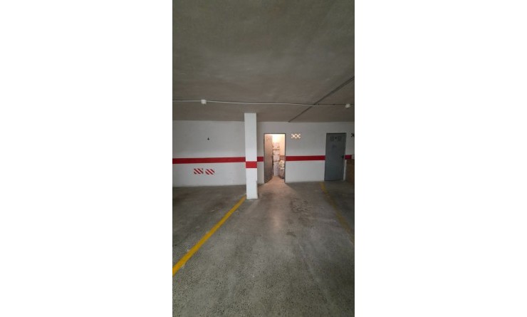 Wederverkoop - Apartment / flat - Torrevieja - Centro