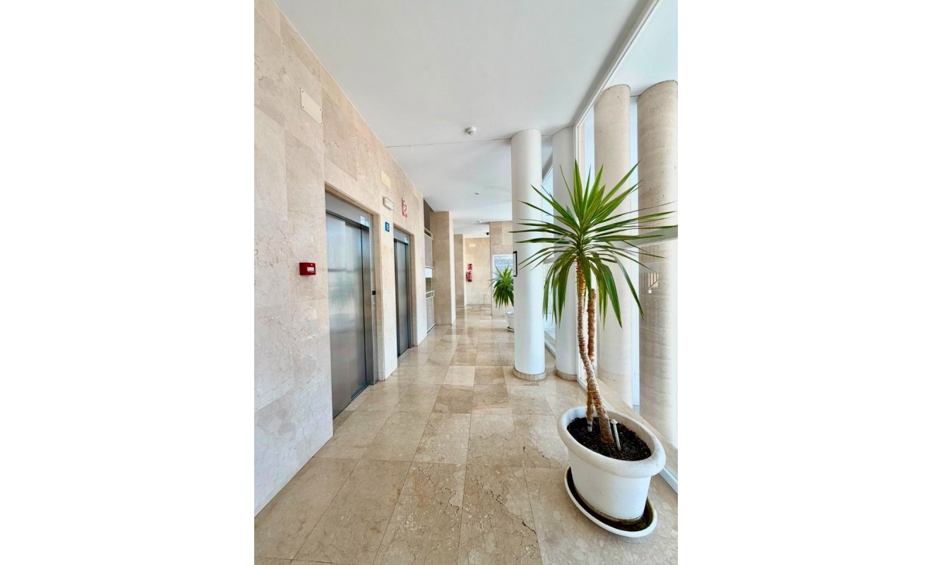 Wederverkoop - Apartment / flat - Benidorm - Rincón de Loix