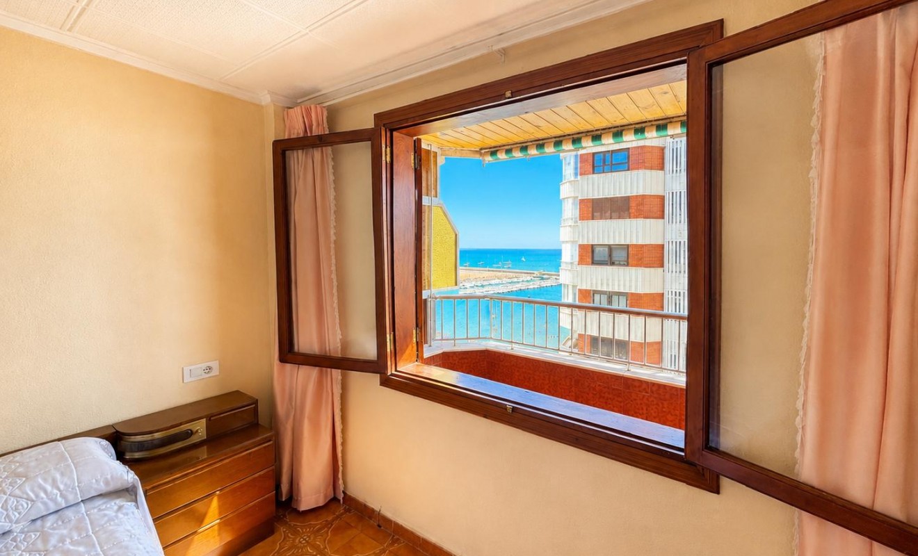 Wederverkoop - Apartamento - Torrevieja - Playa del Acequión