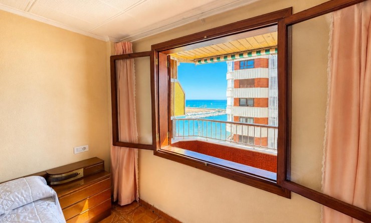 Wederverkoop - Apartamento - Torrevieja - Playa del Acequión
