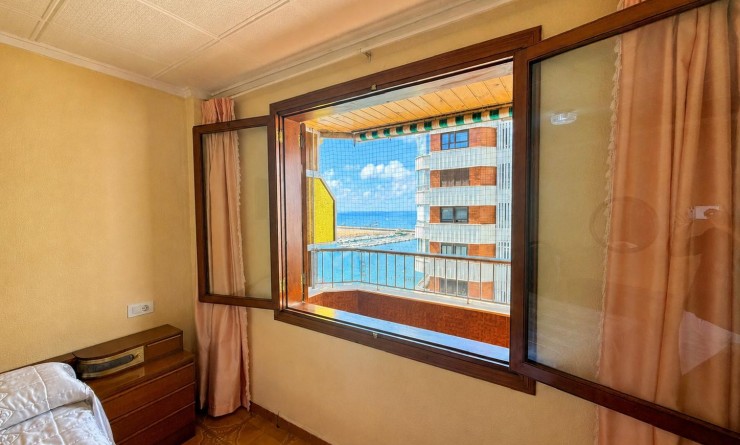 Wederverkoop - Apartamento - Torrevieja - Playa del Acequión