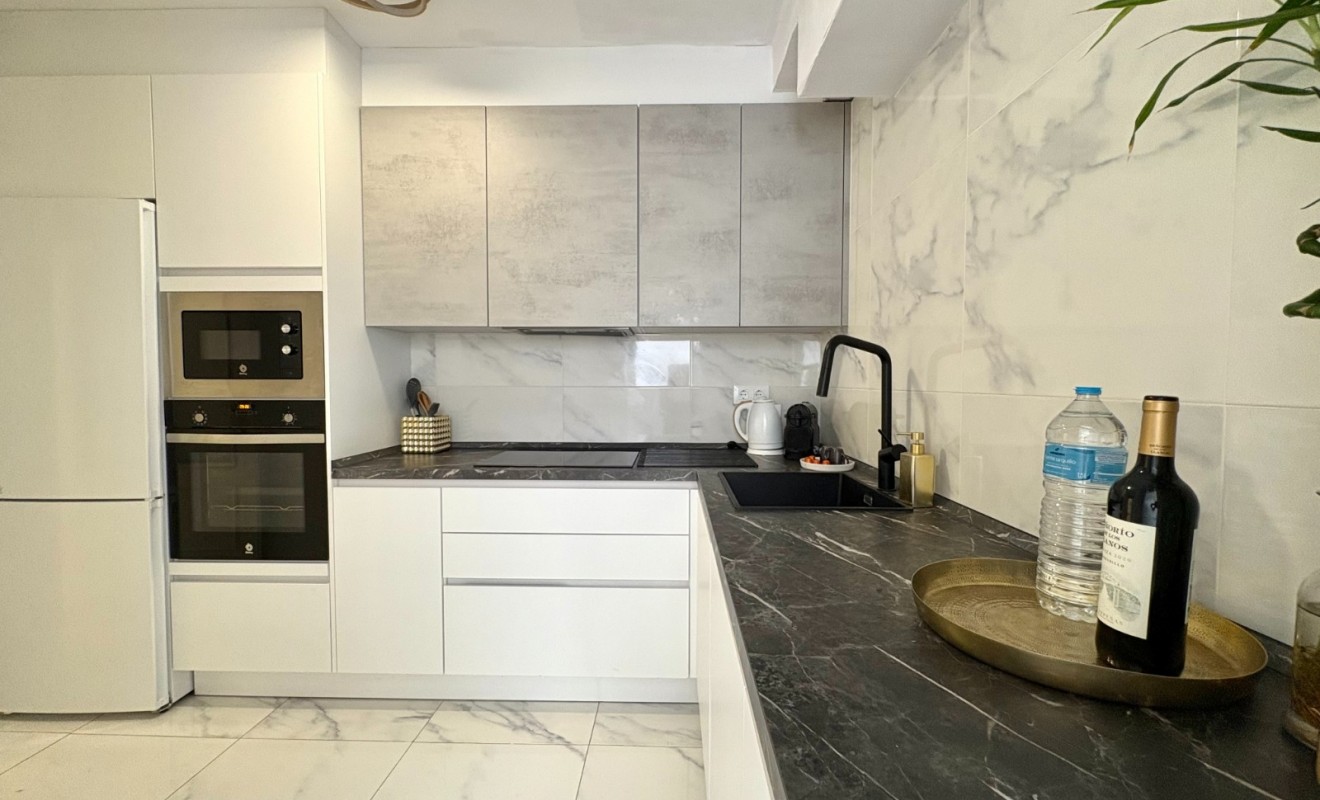 Wederverkoop - Apartment / flat - Denia - Center