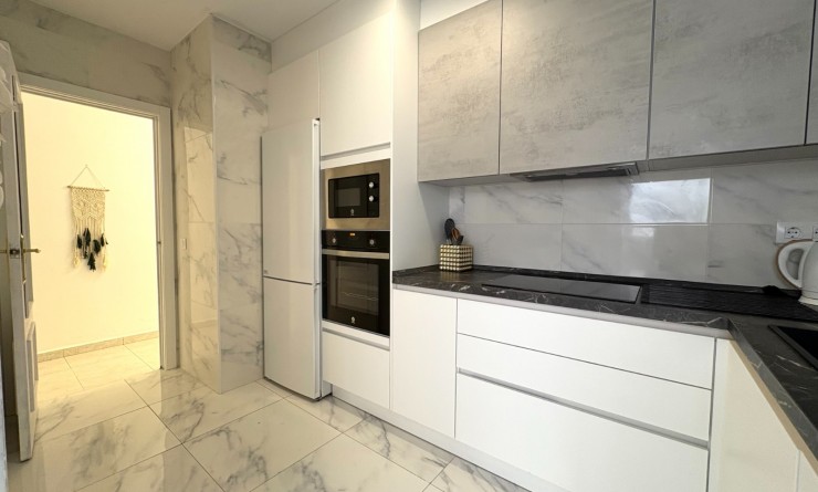 Wederverkoop - Apartment / flat - Denia - Center