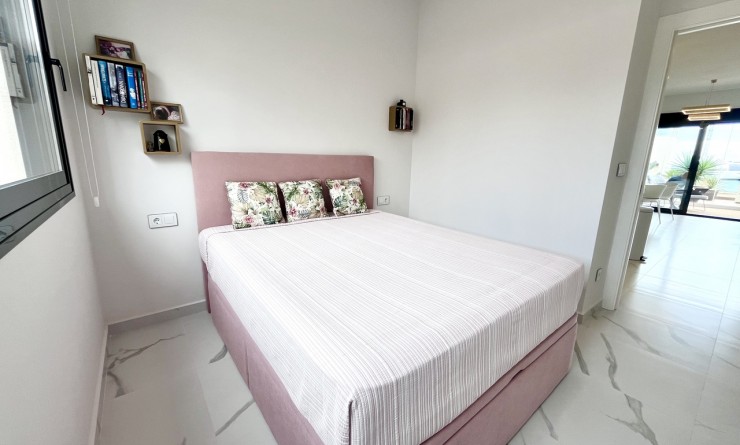 Sale - Apartment - San Miguel de Salinas