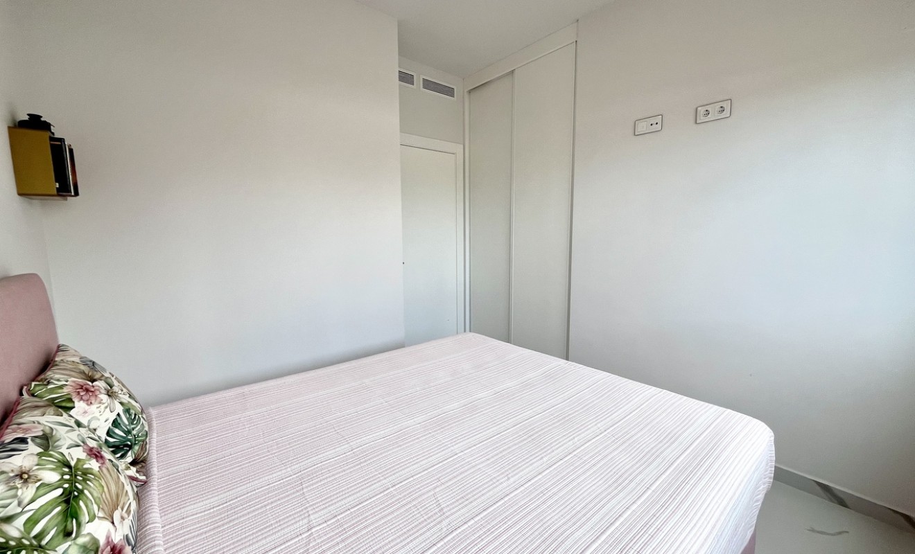 Sale - Apartment - San Miguel de Salinas