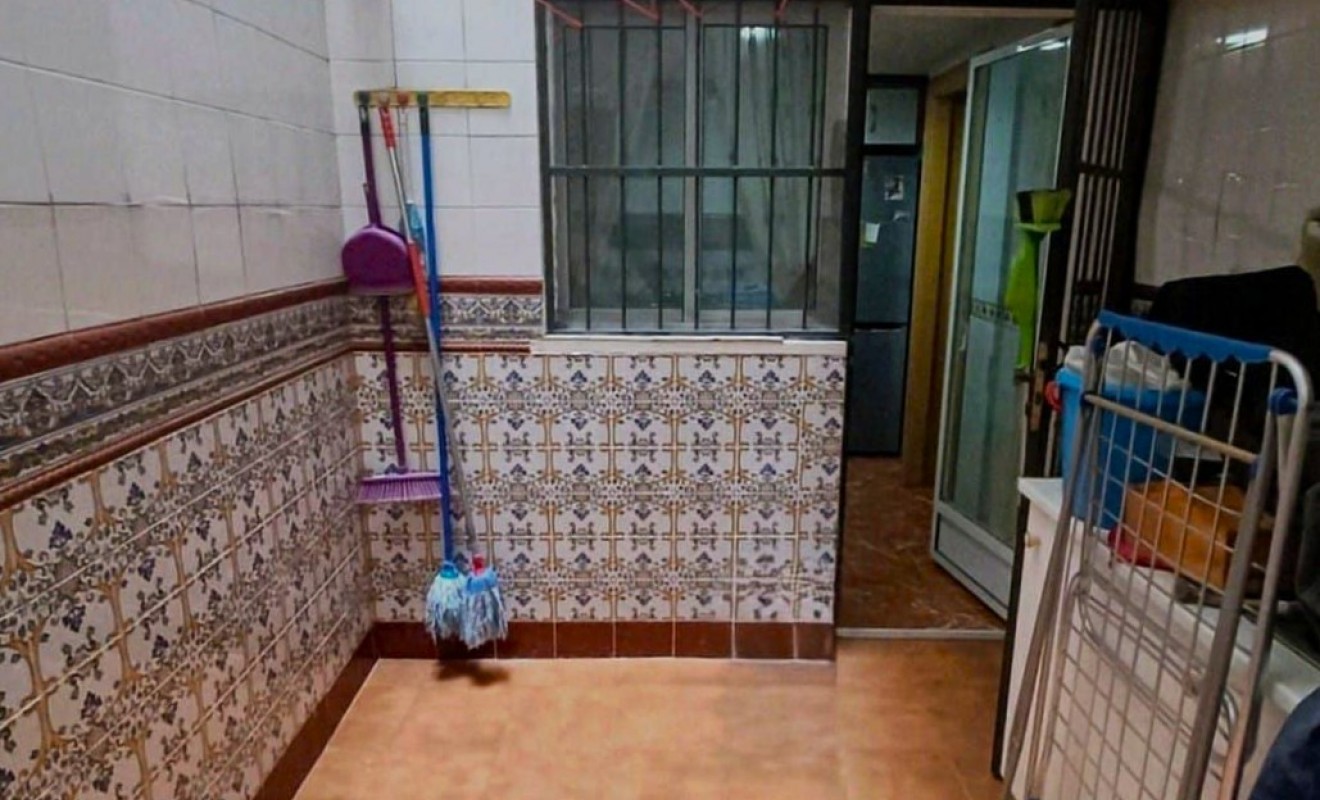 Wederverkoop - Apartment / flat - Benidorm - Zona de Poniente