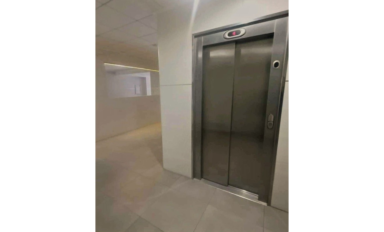 Wederverkoop - Apartment / flat - Benidorm - Zona de Poniente