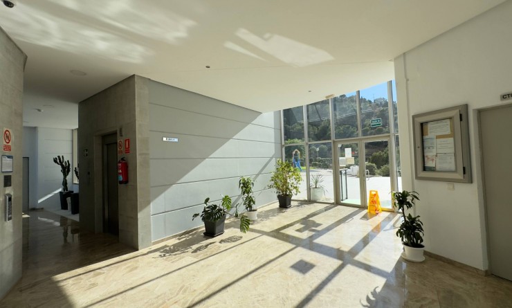 Wederverkoop - Apartment / flat - Benidorm - Levante