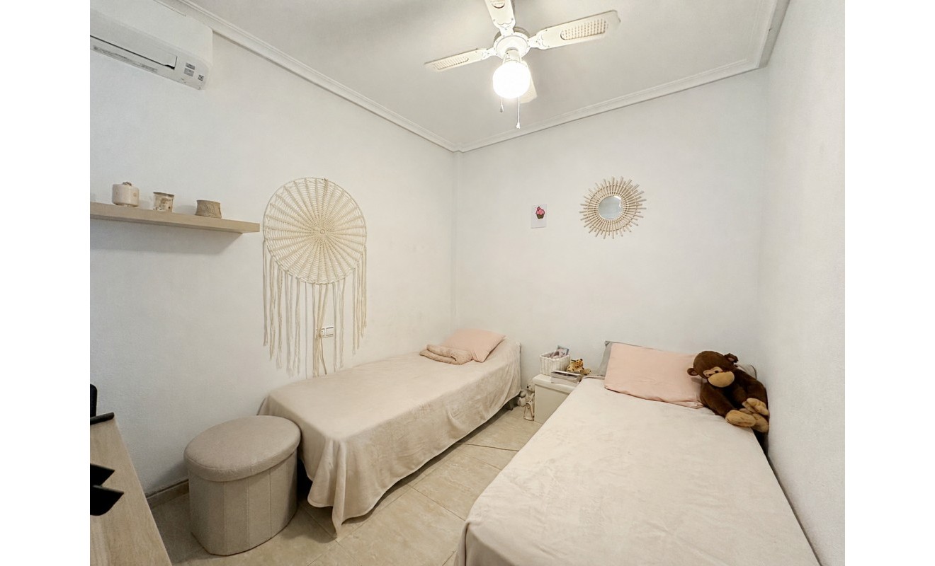 Sale - Bungalow - Los Altos - Dream Hills - Dream Hills 2