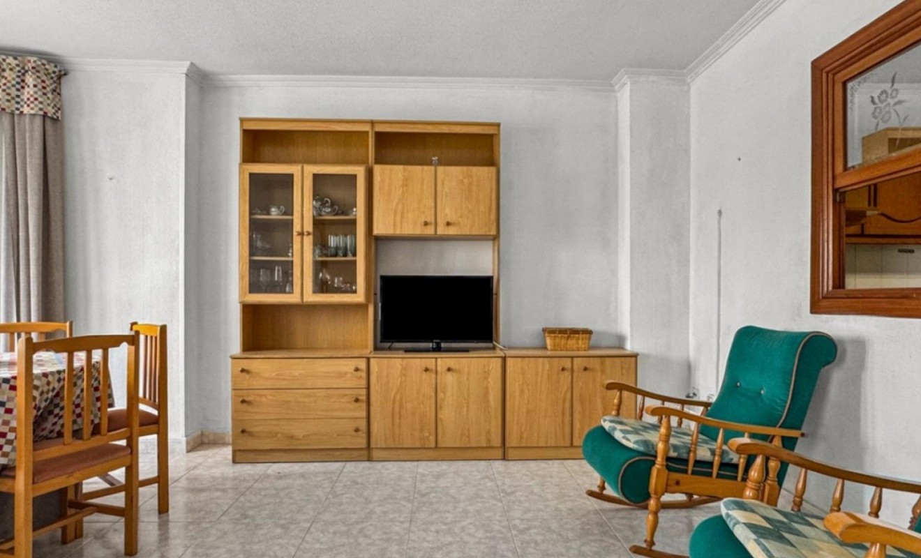 Sale - Apartamento - Torrevieja - Playa de los Locos
