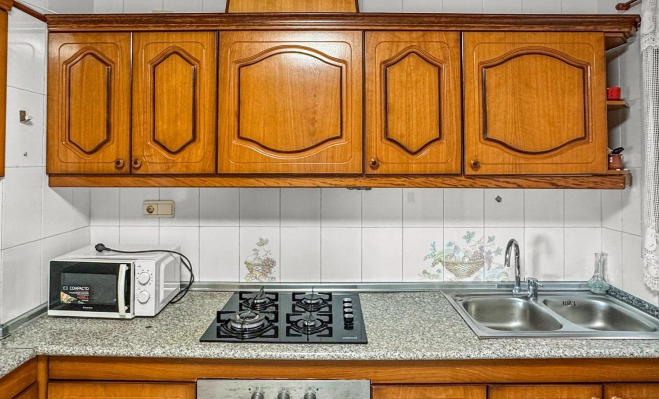 Sale - Apartamento - Torrevieja - Playa de los Locos