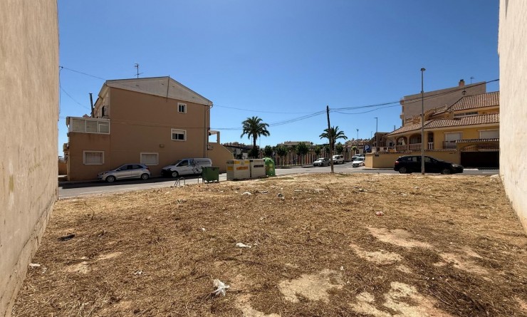 Wederverkoop - Urban building plot - San Miguel de Salinas - CENTRO URBANO