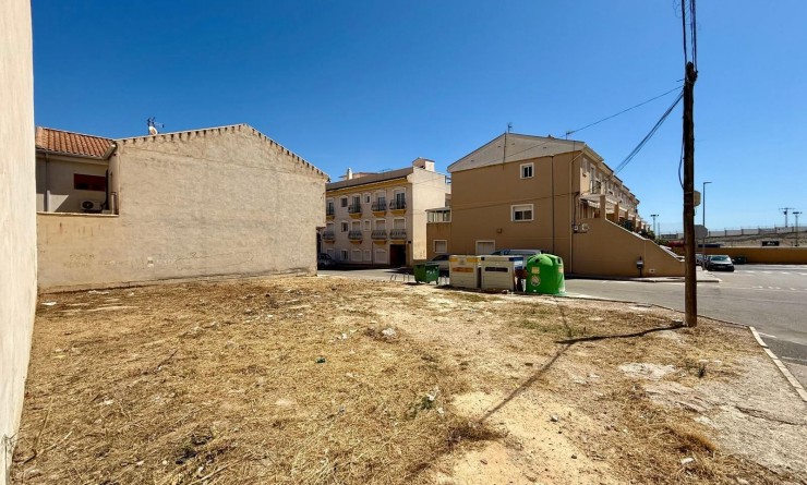 Wederverkoop - Urban building plot - San Miguel de Salinas - CENTRO URBANO