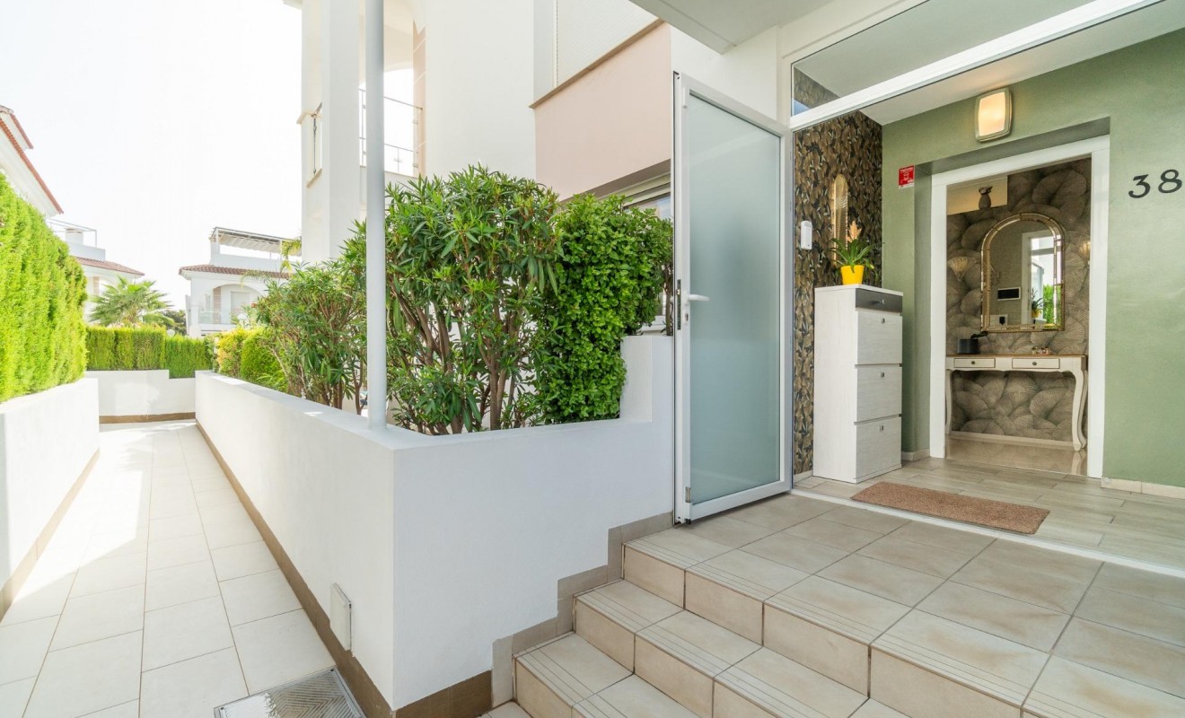 Sale - Ground Floor - Rojales - Centro de la Ciudad Quesada