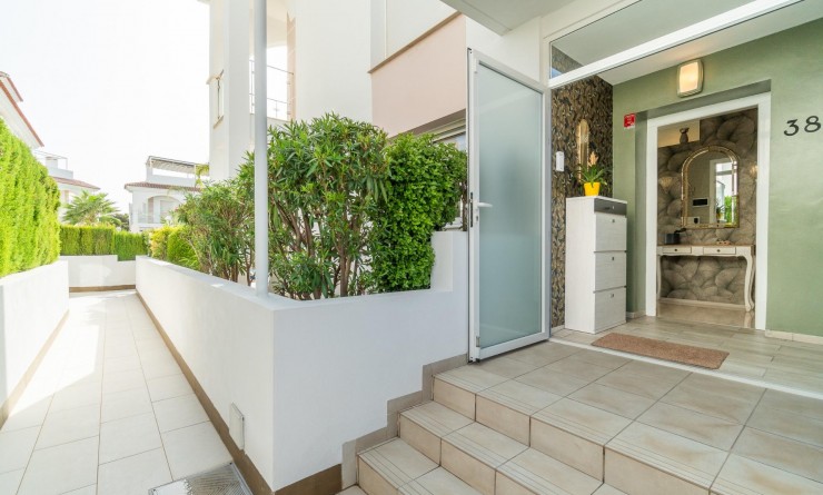 Sale - Ground Floor - Rojales - Centro de la Ciudad Quesada