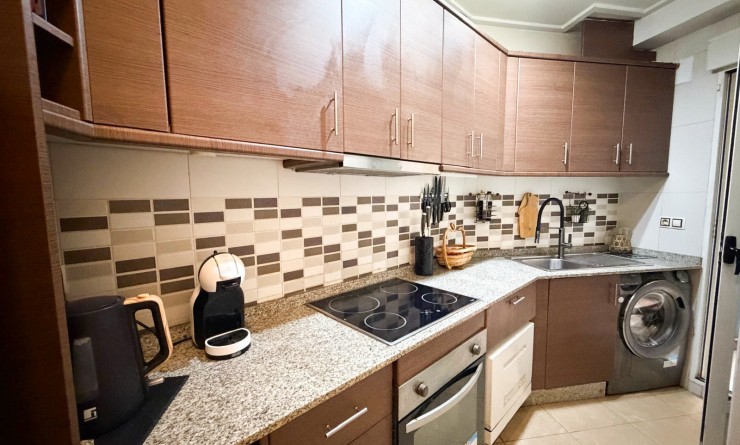 Wederverkoop - Apartment / flat - Torrevieja - Centro