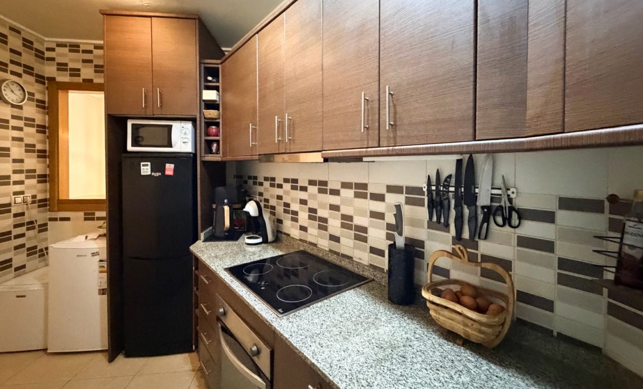 Wederverkoop - Apartment / flat - Torrevieja - Centro