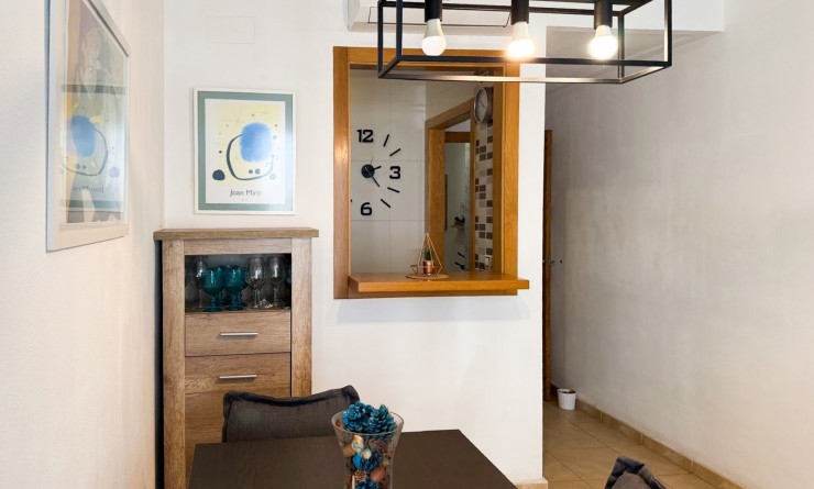 Wederverkoop - Apartment / flat - Torrevieja - Centro