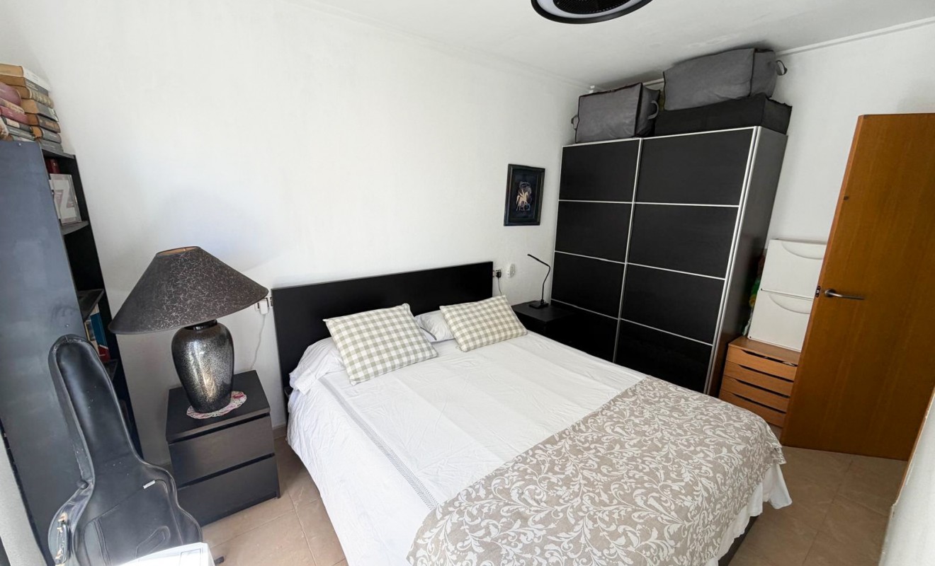 Wederverkoop - Apartment / flat - Torrevieja - Centro