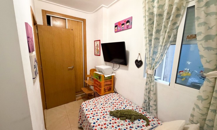 Wederverkoop - Apartment / flat - Torrevieja - Centro