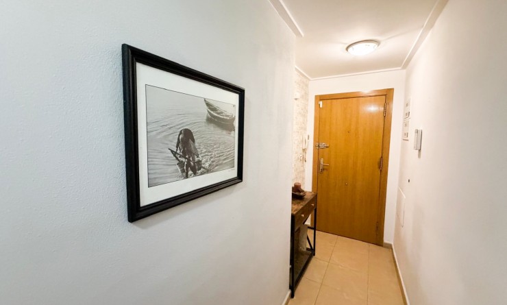 Wederverkoop - Apartment / flat - Torrevieja - Centro