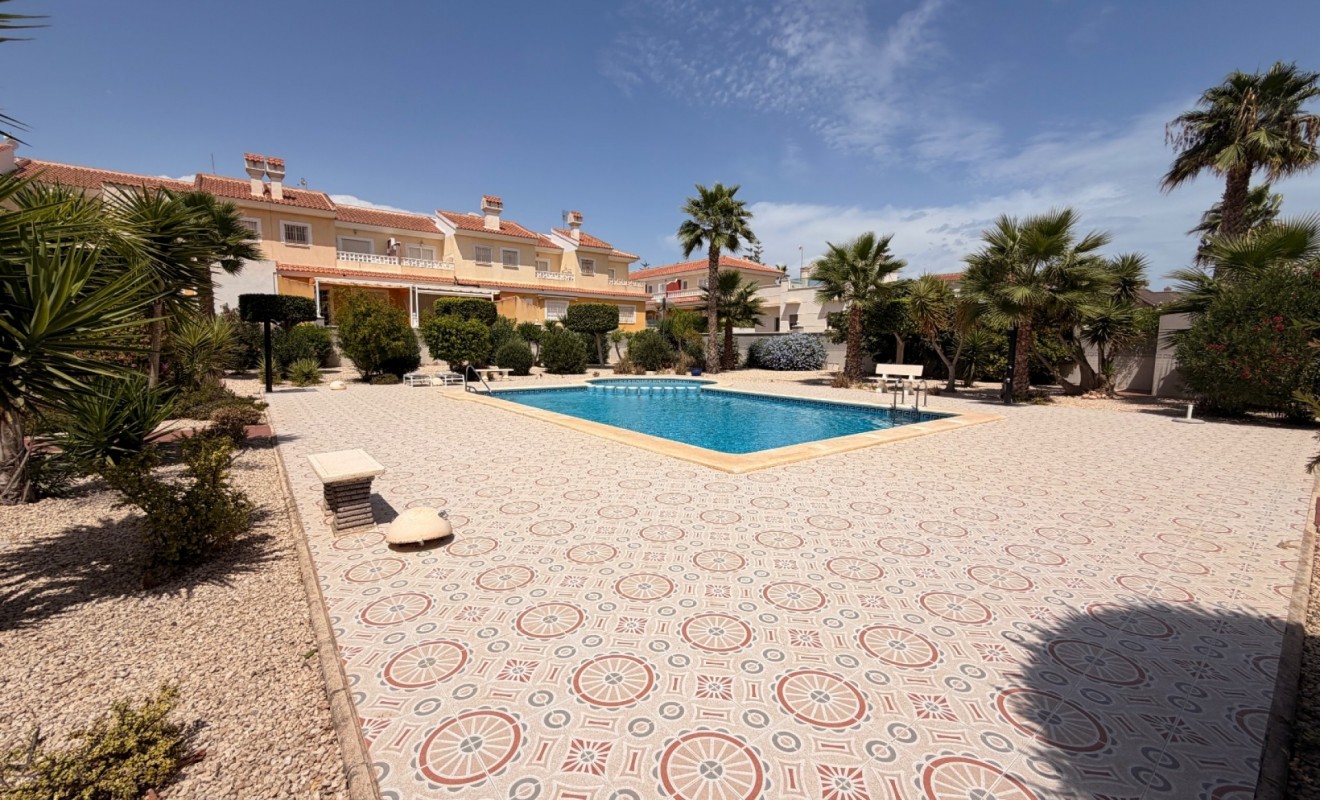 Sale - Townhouse - Ciudad quesada - Doña pepa
