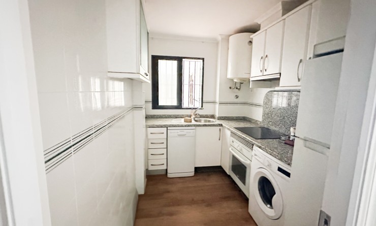 Wederverkoop - Apartment / flat - Torrevieja - Playa de los Locos