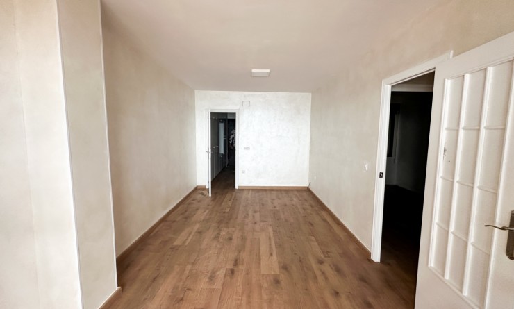 Wederverkoop - Apartment / flat - Torrevieja - Playa de los Locos