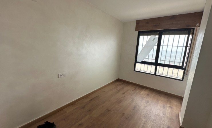 Wederverkoop - Apartment / flat - Torrevieja - Playa de los Locos