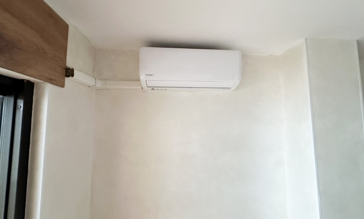 Wederverkoop - Apartment / flat - Torrevieja - Playa de los Locos