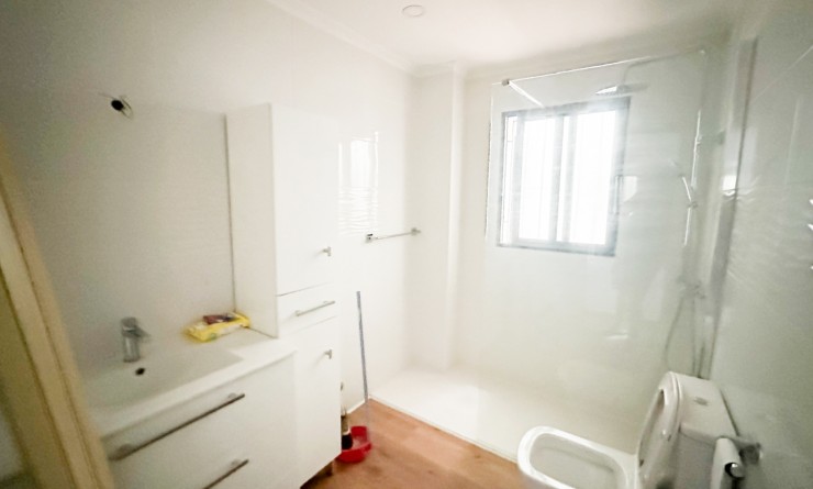 Wederverkoop - Apartment / flat - Torrevieja - Playa de los Locos