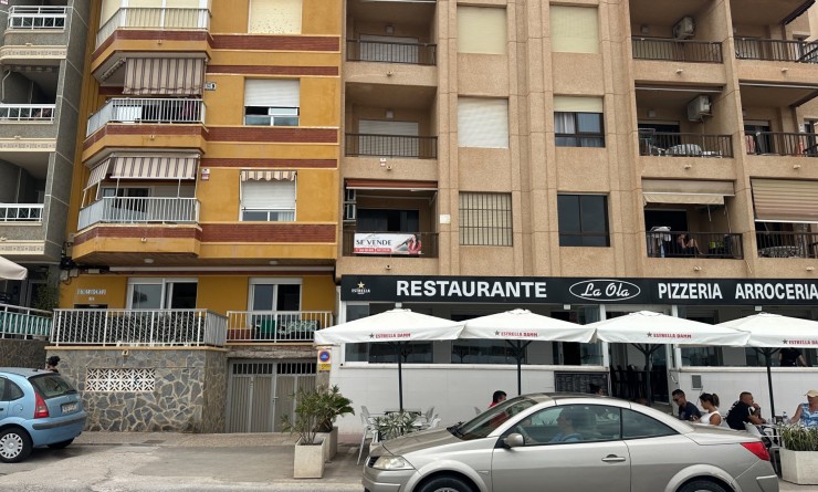Wederverkoop - Apartment / flat - Torrevieja - Playa de los Locos
