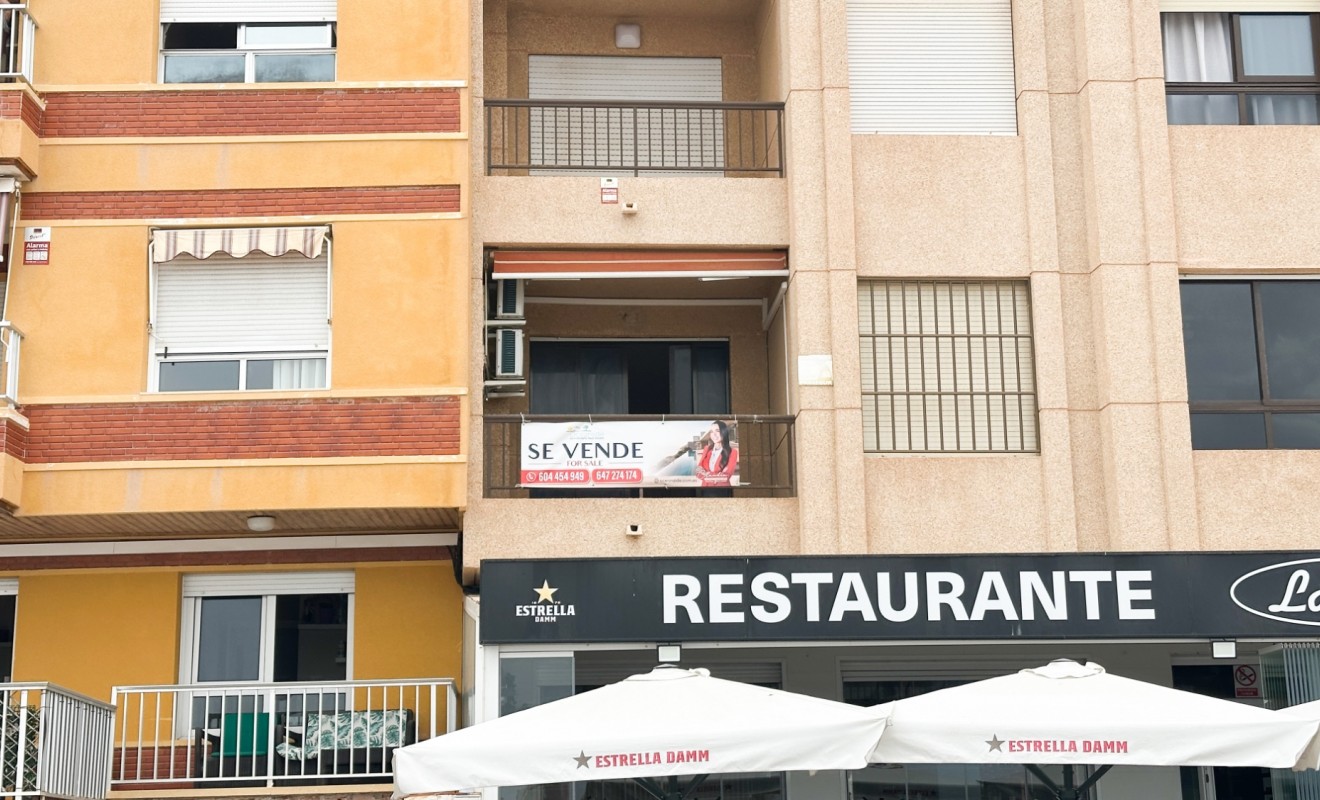 Wederverkoop - Apartment / flat - Torrevieja - Playa de los Locos