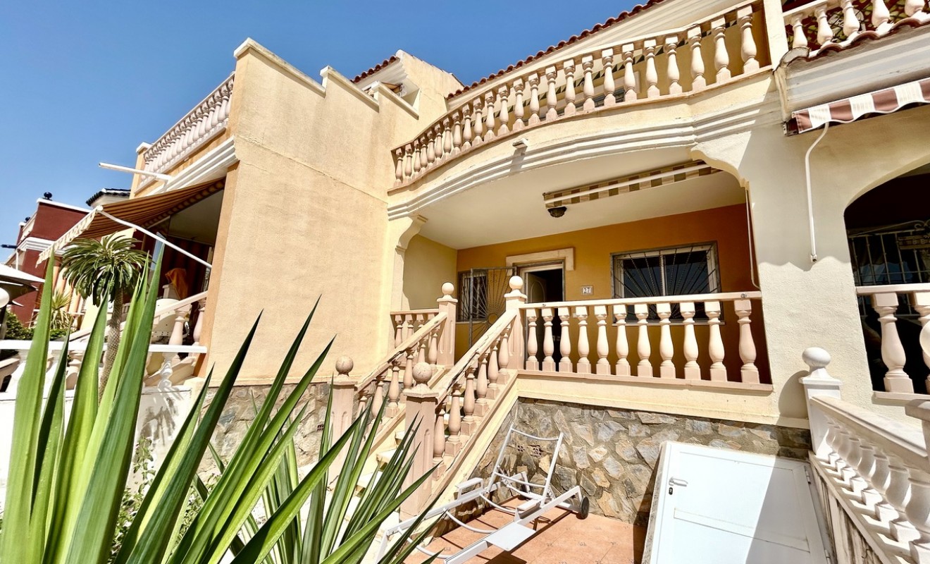 Sale - Townhouse - Ciudad quesada