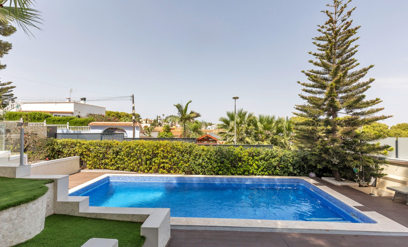 Wederverkoop - Villa - Torrevieja - Los balcones