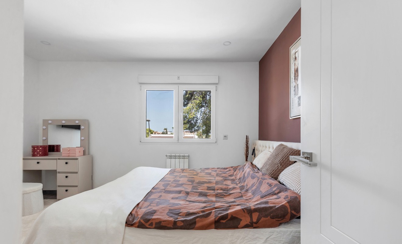 Wederverkoop - Villa - Torrevieja - Los balcones