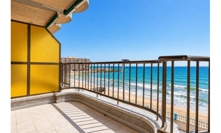 Sale - Apartamento - Torrevieja - Playa de los Locos