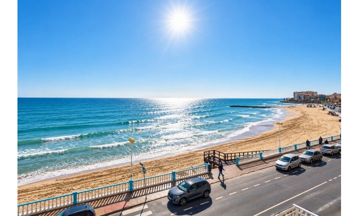 Sale - Apartamento - Torrevieja - Playa de los Locos