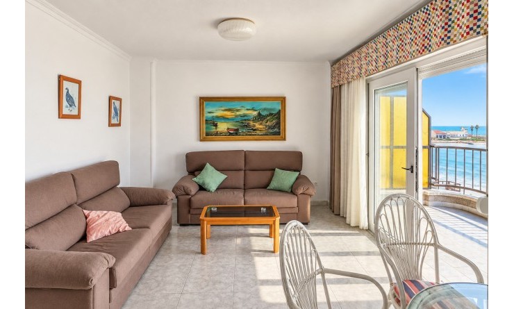 Sale - Apartamento - Torrevieja - Playa de los Locos